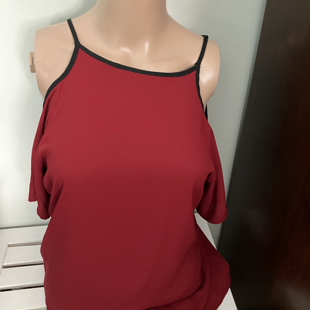 New York & Company Red Cold Shoulder Blouse